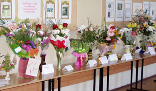 Выставка цветов, посвященная 50-летию школы